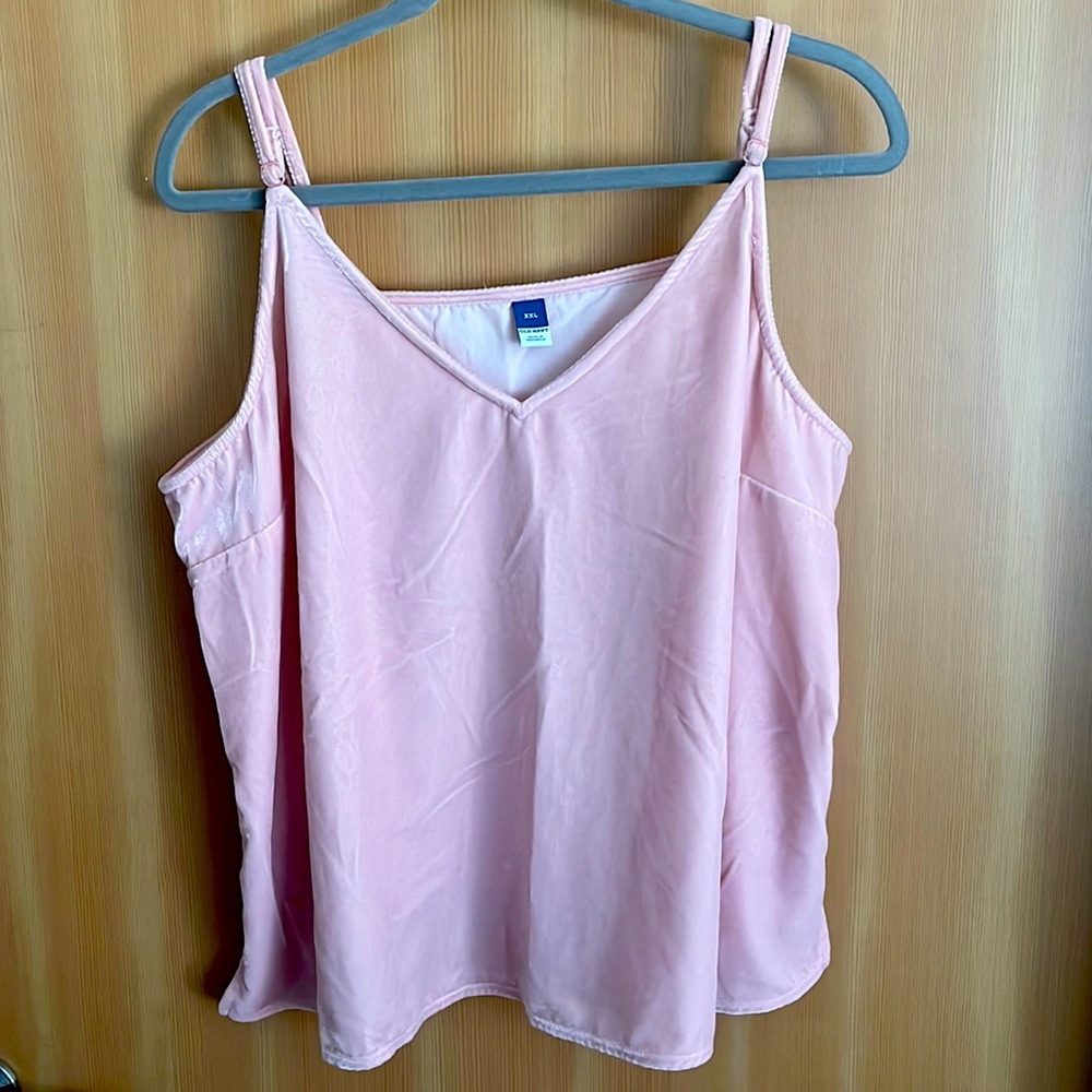 velvet Light pink v-neck tank cami camisole with adjustable straps